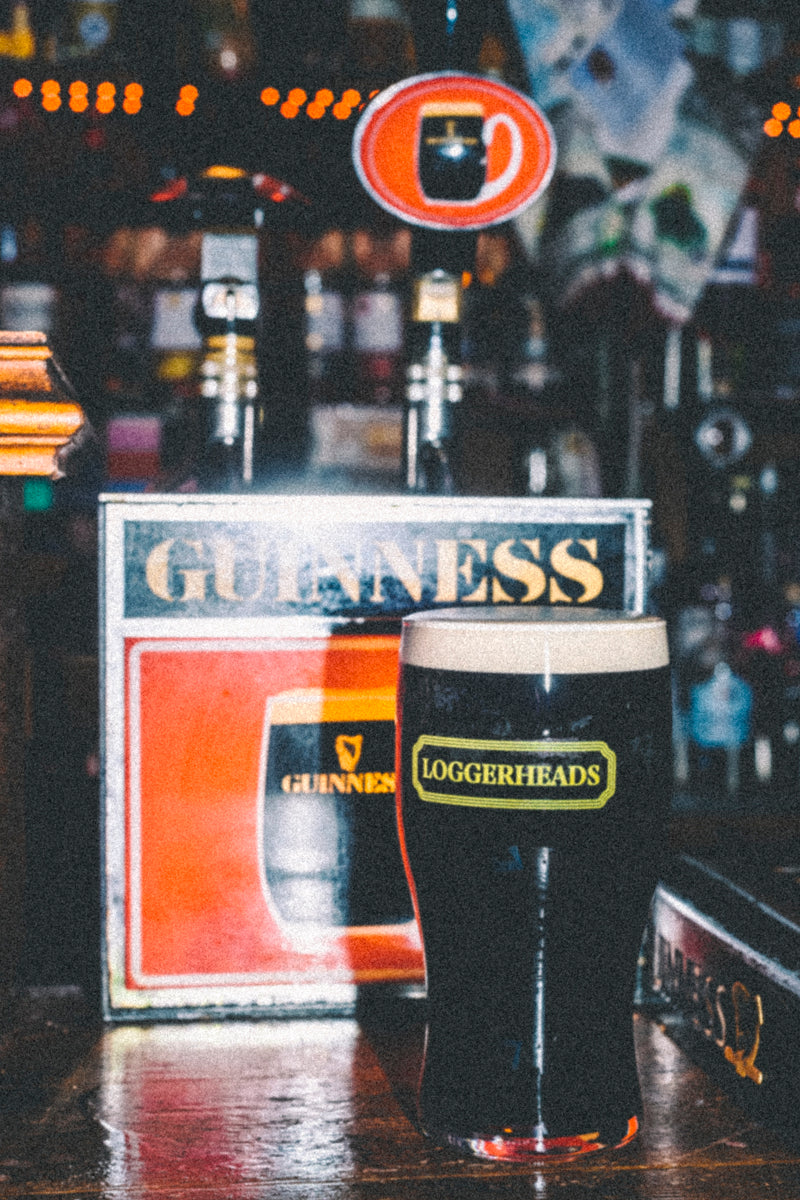 Loggerheads Pint Glass